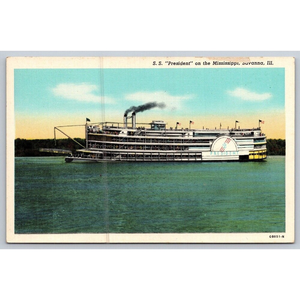 Vtg Linen Postcard S.S. President Steamboat Mississippi River Savanna IL 1940s